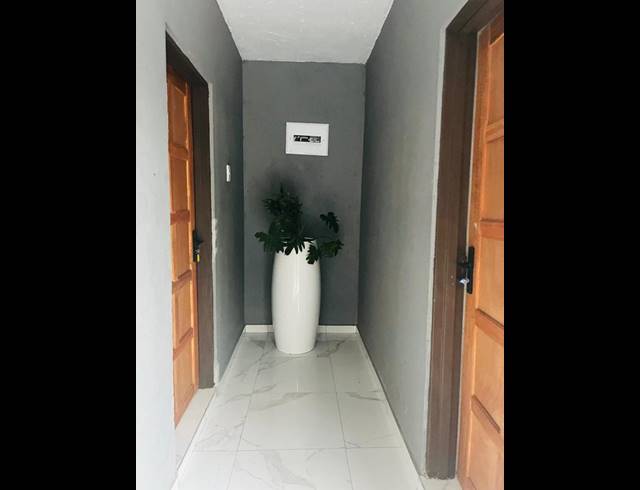 1 BEDROOM PROPERTY TO RENT IN FREEWAY PARK